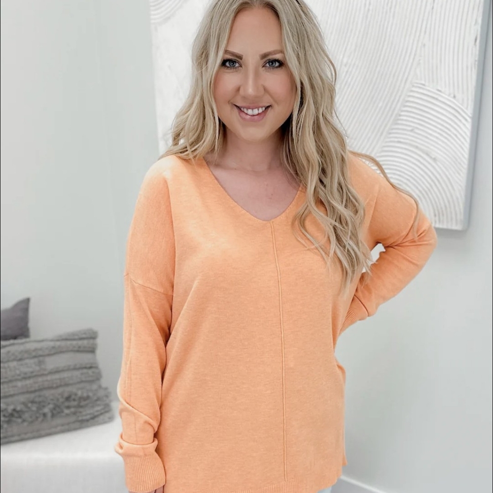 Dreamers V-Neck Orange Sweatshirt S/M